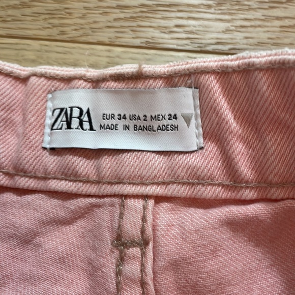 Zara Washed Pink Hugh Waisted Button Fly 5-Pocket Denim Shorts - Picture 7 of 14
